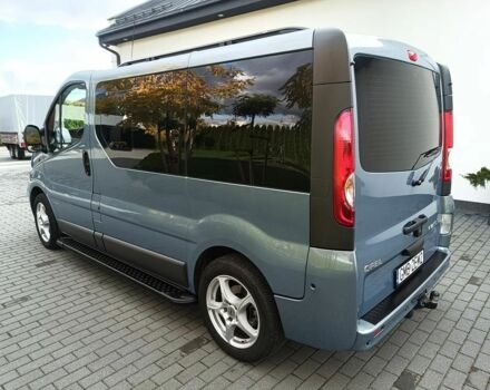 Синій Опель Віваро, об'ємом двигуна 2 л та пробігом 215 тис. км за 11050 $, фото 9 на Automoto.ua