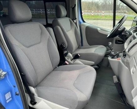 Синій Опель Віваро, об'ємом двигуна 2 л та пробігом 196 тис. км за 7800 $, фото 22 на Automoto.ua