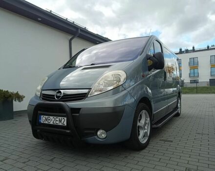 Синій Опель Віваро, об'ємом двигуна 2 л та пробігом 215 тис. км за 11050 $, фото 3 на Automoto.ua