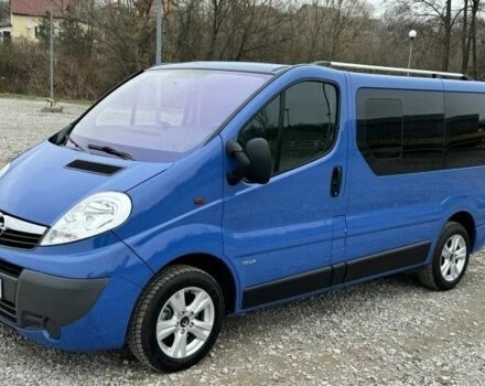 Синій Опель Віваро, об'ємом двигуна 2 л та пробігом 196 тис. км за 7800 $, фото 4 на Automoto.ua