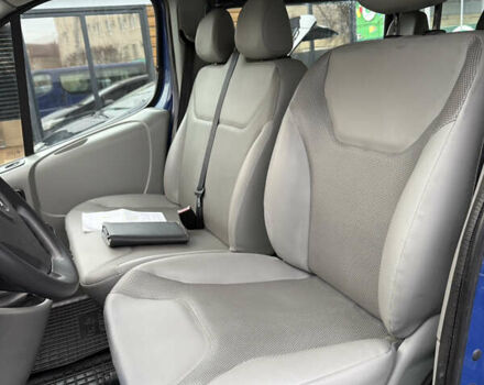 Синий Опель Виваро, объемом двигателя 2.5 л и пробегом 247 тыс. км за 15200 $, фото 7 на Automoto.ua