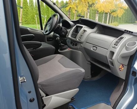 Синій Опель Віваро, об'ємом двигуна 2 л та пробігом 215 тис. км за 11050 $, фото 10 на Automoto.ua