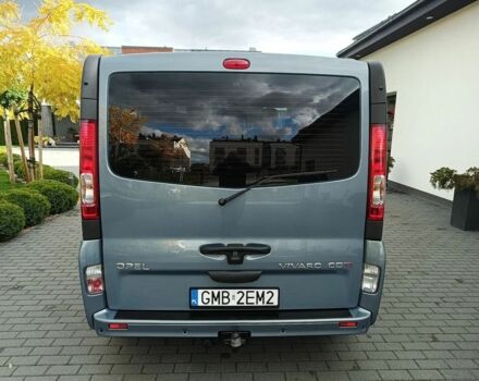 Синій Опель Віваро, об'ємом двигуна 2 л та пробігом 215 тис. км за 11050 $, фото 2 на Automoto.ua