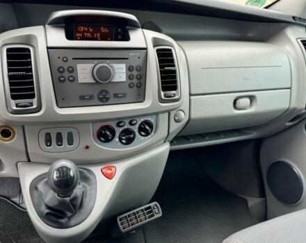 Синій Опель Віваро, об'ємом двигуна 2 л та пробігом 196 тис. км за 7800 $, фото 13 на Automoto.ua