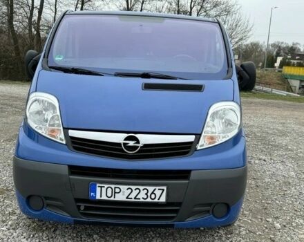 Синій Опель Віваро, об'ємом двигуна 2 л та пробігом 196 тис. км за 7800 $, фото 2 на Automoto.ua