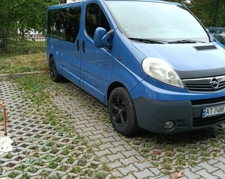 Синий Опель Виваро, объемом двигателя 2 л и пробегом 210 тыс. км за 13300 $, фото 2 на Automoto.ua