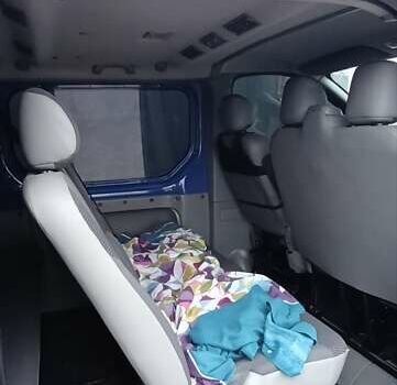 Синій Опель Віваро, об'ємом двигуна 2 л та пробігом 211 тис. км за 13500 $, фото 7 на Automoto.ua