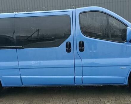 Синій Опель Віваро, об'ємом двигуна 2 л та пробігом 211 тис. км за 13500 $, фото 3 на Automoto.ua