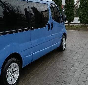 Синій Опель Віваро, об'ємом двигуна 2 л та пробігом 211 тис. км за 13500 $, фото 11 на Automoto.ua