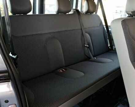 Синий Опель Виваро, объемом двигателя 2 л и пробегом 175 тыс. км за 7800 $, фото 8 на Automoto.ua