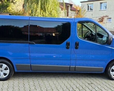 Синий Опель Виваро, объемом двигателя 2 л и пробегом 244 тыс. км за 7700 $, фото 4 на Automoto.ua