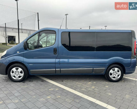 Синий Опель Виваро, объемом двигателя 2 л и пробегом 243 тыс. км за 14990 $, фото 3 на Automoto.ua