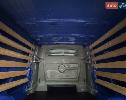 Синий Опель Виваро, объемом двигателя 2 л и пробегом 252 тыс. км за 14950 $, фото 38 на Automoto.ua