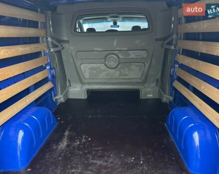 Синий Опель Виваро, объемом двигателя 2 л и пробегом 253 тыс. км за 14999 $, фото 24 на Automoto.ua