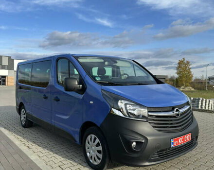Синий Опель Виваро, объемом двигателя 1.6 л и пробегом 143 тыс. км за 16499 $, фото 1 на Automoto.ua