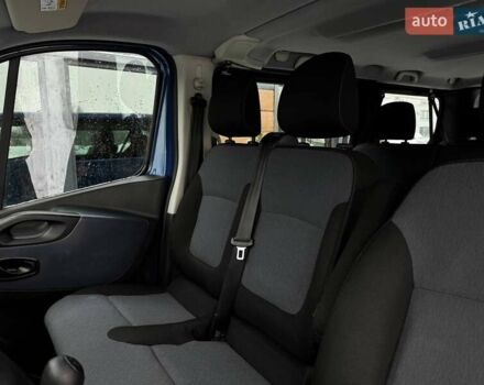 Синій Опель Віваро, об'ємом двигуна 1.6 л та пробігом 220 тис. км за 15900 $, фото 24 на Automoto.ua