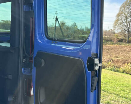 Синий Опель Виваро, объемом двигателя 1.6 л и пробегом 143 тыс. км за 16499 $, фото 20 на Automoto.ua