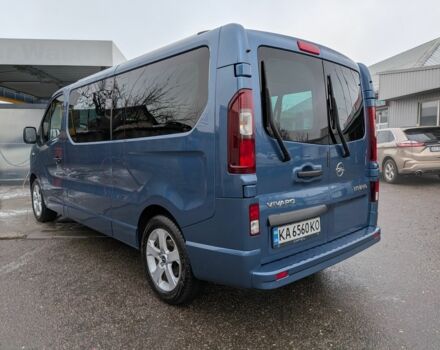 Синий Опель Виваро, объемом двигателя 1.6 л и пробегом 227 тыс. км за 18500 $, фото 3 на Automoto.ua