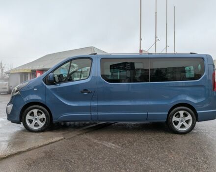 Синий Опель Виваро, объемом двигателя 1.6 л и пробегом 227 тыс. км за 18500 $, фото 5 на Automoto.ua