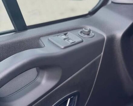 Синий Опель Виваро, объемом двигателя 1.6 л и пробегом 280 тыс. км за 17300 $, фото 20 на Automoto.ua