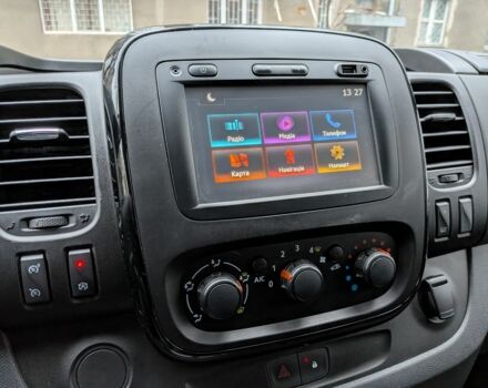 Синий Опель Виваро, объемом двигателя 1.6 л и пробегом 227 тыс. км за 18500 $, фото 18 на Automoto.ua