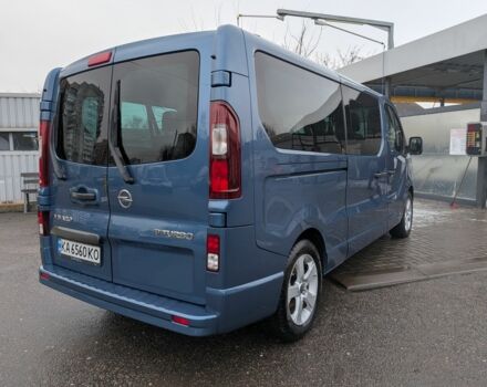 Синий Опель Виваро, объемом двигателя 1.6 л и пробегом 227 тыс. км за 18500 $, фото 2 на Automoto.ua