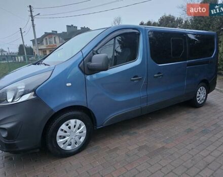 Синий Опель Виваро, объемом двигателя 1.6 л и пробегом 206 тыс. км за 23828 $, фото 1 на Automoto.ua
