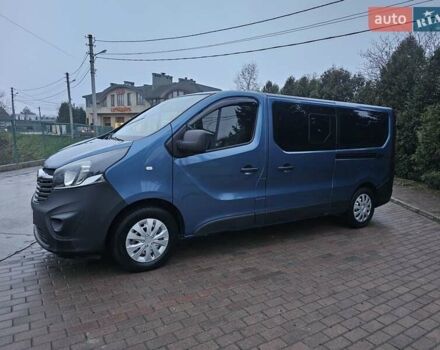 Синий Опель Виваро, объемом двигателя 1.6 л и пробегом 206 тыс. км за 23828 $, фото 5 на Automoto.ua