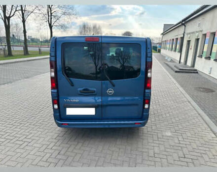 Синій Опель Віваро, об'ємом двигуна 1.6 л та пробігом 230 тис. км за 20500 $, фото 5 на Automoto.ua