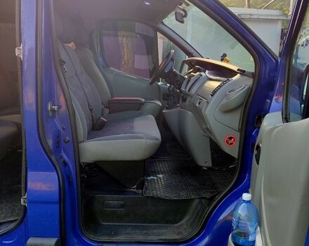 Синій Опель Віваро, об'ємом двигуна 1.9 л та пробігом 253 тис. км за 8000 $, фото 8 на Automoto.ua