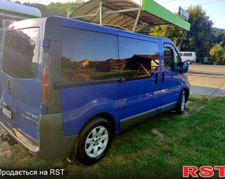 Синій Опель Віваро, об'ємом двигуна 1.9 л та пробігом 253 тис. км за 8000 $, фото 2 на Automoto.ua