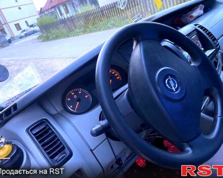 Синій Опель Віваро, об'ємом двигуна 20 л та пробігом 360 тис. км за 8500 $, фото 11 на Automoto.ua