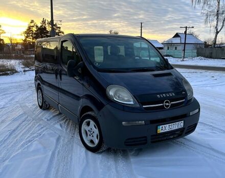Синий Опель Виваро, объемом двигателя 1.9 л и пробегом 300 тыс. км за 7700 $, фото 1 на Automoto.ua