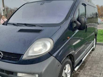 Синий Опель Виваро, объемом двигателя 1.87 л и пробегом 520 тыс. км за 7300 $, фото 1 на Automoto.ua