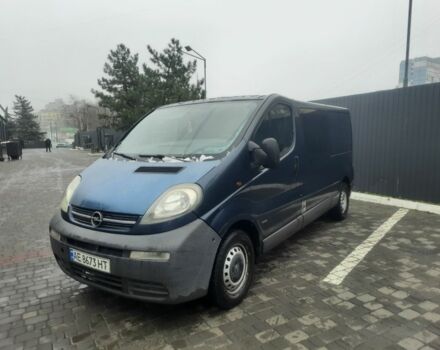 Синий Опель Виваро, объемом двигателя 1.9 л и пробегом 393 тыс. км за 4600 $, фото 1 на Automoto.ua