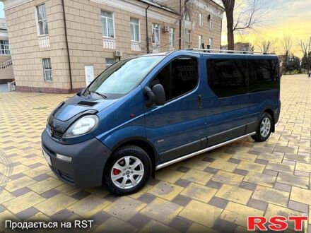 Синій Опель Віваро, об'ємом двигуна 1.9 л та пробігом 350 тис. км за 8300 $, фото 1 на Automoto.ua