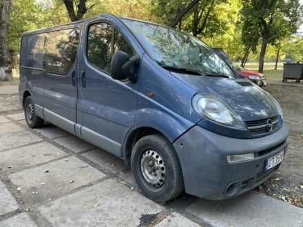 Опель Виваро 2004 в Краматорске на Automoto.ua Синий Опель Виваро, объемом двигателя 2.5 л и пробегом 647 тыс. км за 4000 $, фото 1 на Automoto.ua