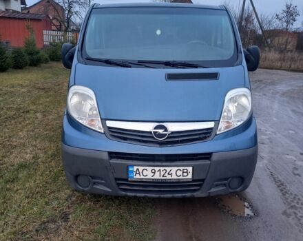 Синій Опель Віваро, об'ємом двигуна 2 л та пробігом 437 тис. км за 9300 $, фото 1 на Automoto.ua