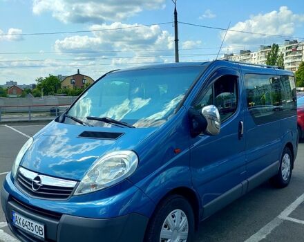 Синий Опель Виваро, объемом двигателя 2 л и пробегом 342 тыс. км за 9500 $, фото 1 на Automoto.ua