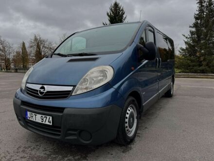 Синій Опель Віваро, об'ємом двигуна 2.5 л та пробігом 295 тис. км за 7000 $, фото 1 на Automoto.ua