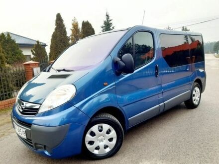 Синий Опель Виваро, объемом двигателя 2.5 л и пробегом 210 тыс. км за 7700 $, фото 1 на Automoto.ua