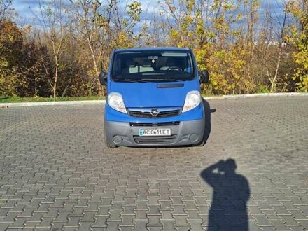 Опель Виваро 2009 в Луцке на Automoto.ua Синий Опель Виваро, объемом двигателя 2 л и пробегом 280 тыс. км за 9500 $, фото 1 на Automoto.ua