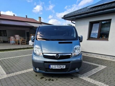 Опель Виваро 2010 в Львове на Automoto.ua Синий Опель Виваро, объемом двигателя 2 л и пробегом 209 тыс. км за 8700 $, фото 1 на Automoto.ua
