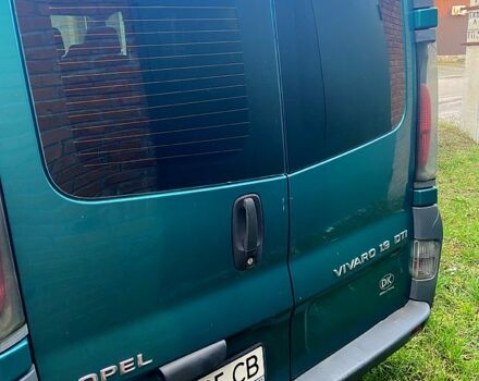 Зелений Опель Віваро, об'ємом двигуна 1.9 л та пробігом 201 тис. км за 5800 $, фото 2 на Automoto.ua
