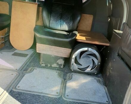 Зеленый Опель Виваро, объемом двигателя 1.9 л и пробегом 320 тыс. км за 7200 $, фото 2 на Automoto.ua