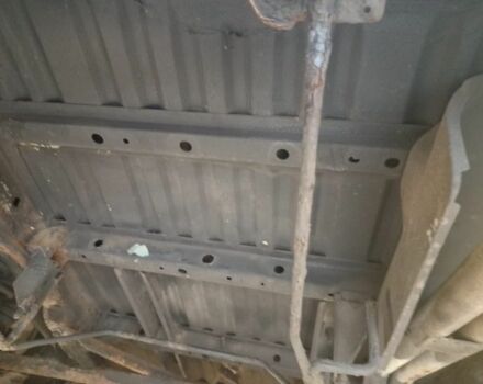 Зеленый Опель Виваро, объемом двигателя 2 л и пробегом 286 тыс. км за 1571 $, фото 6 на Automoto.ua