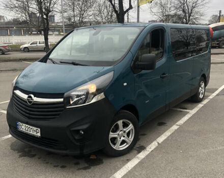 Зеленый Опель Виваро, объемом двигателя 1.6 л и пробегом 300 тыс. км за 14800 $, фото 2 на Automoto.ua