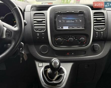 Зеленый Опель Виваро, объемом двигателя 1.6 л и пробегом 220 тыс. км за 15300 $, фото 20 на Automoto.ua