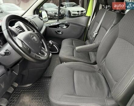 Зеленый Опель Виваро, объемом двигателя 1.6 л и пробегом 220 тыс. км за 15300 $, фото 12 на Automoto.ua