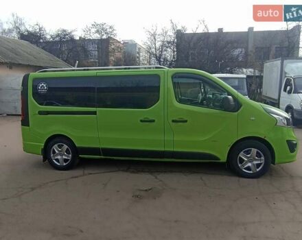 Зеленый Опель Виваро, объемом двигателя 1.6 л и пробегом 288 тыс. км за 14500 $, фото 3 на Automoto.ua